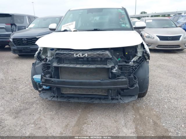 KNDJ23AU1P7880418 KIA SOUL LX
