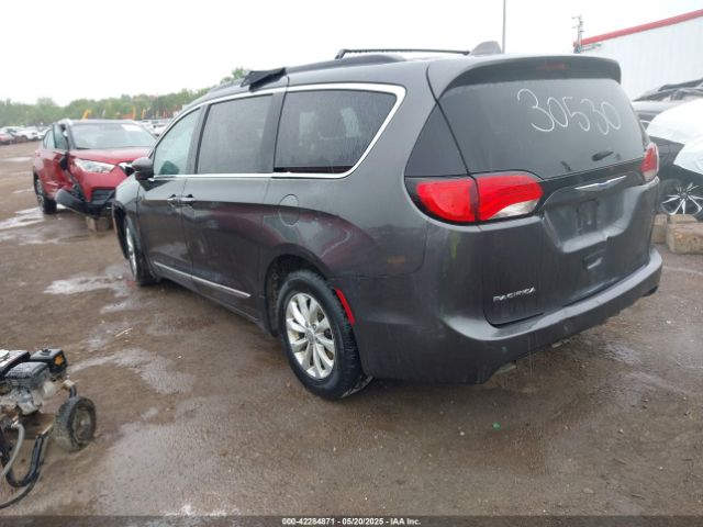 2017 CHRYSLER PACIFICA 2C4RC1BG3HR530530 Photo 2
