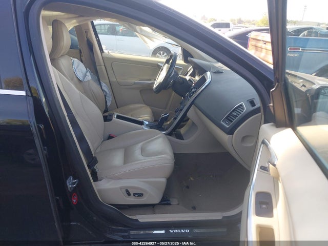 YV4902DZ6E2522216 Volvo Xc60 T6 R-design