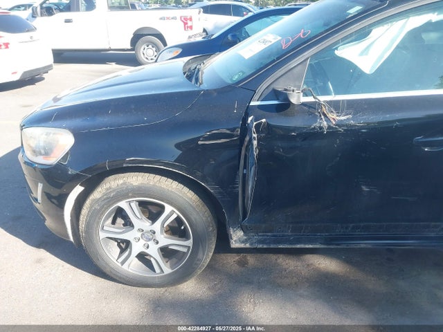 YV4902DZ6E2522216 Volvo Xc60 T6 R-design