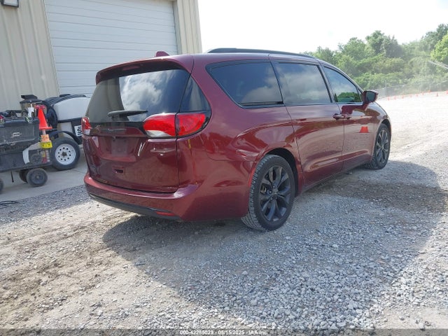 Chrysler Pacifica Touring Plus 2019 2C4RC1FG6KR532127 Image 4