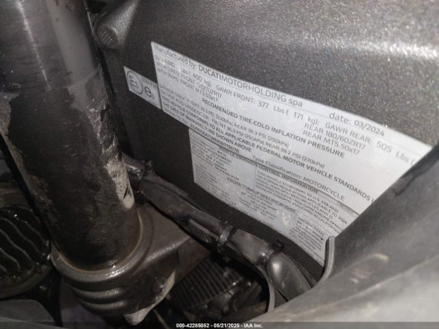 2024 DUCATI PANIGALE ZDMHAATW6RB015078 Photo 9