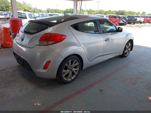 KMHTC6AD5GU262541 Hyundai Veloster