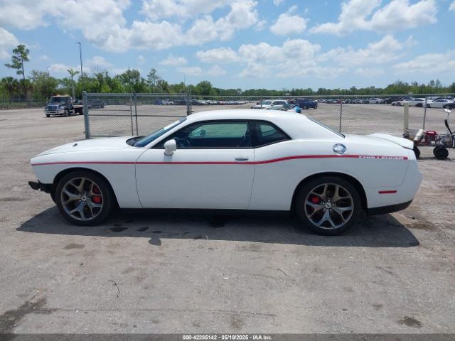 2C3CDZAG4HH572900 Dodge Challenger Sxt Plus
