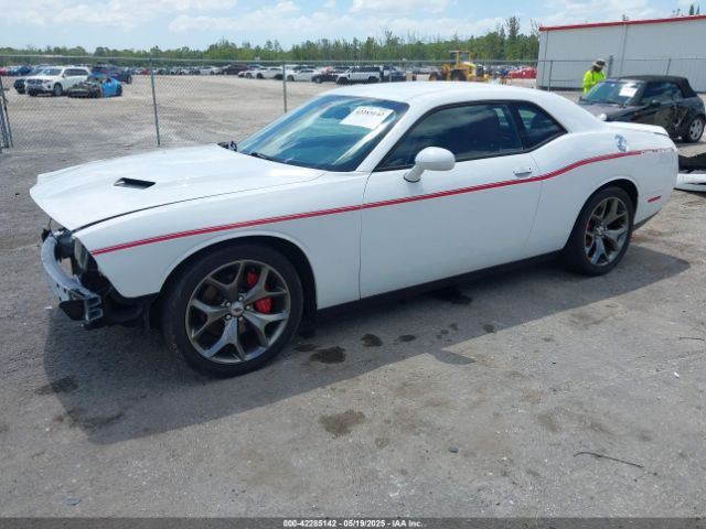 2C3CDZAG4HH572900 Dodge Challenger Sxt Plus