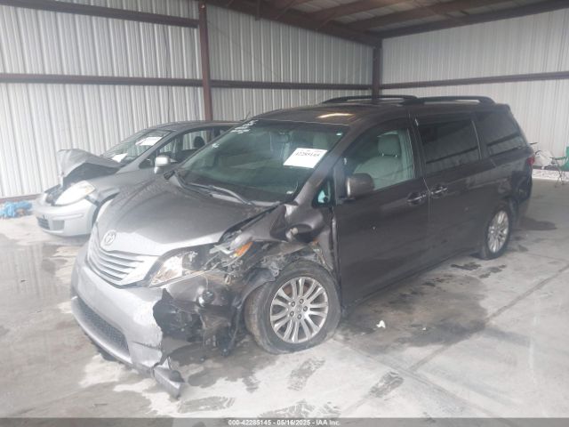 2016 TOYOTA SIENNA 5TDYK3DC7GS763658 Photo 1