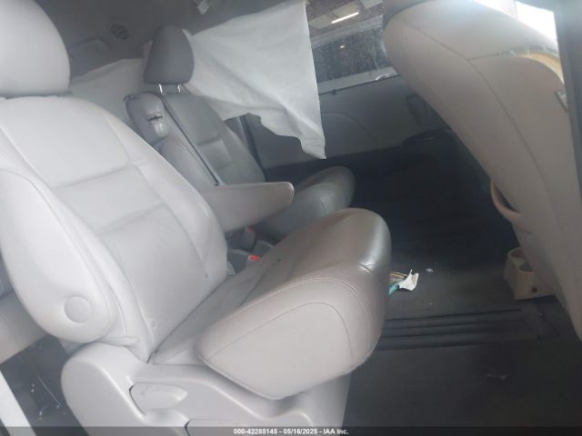 2016 TOYOTA SIENNA 5TDYK3DC7GS763658 Photo 7