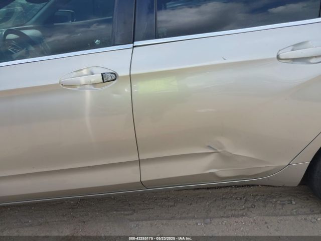 2G1125S31E9115909 Chevrolet Impala 2lt
