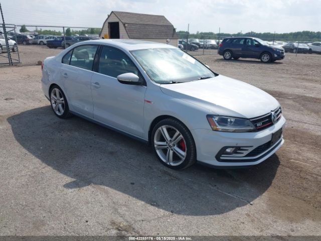 3VW5T7AJ0HM338792 auction archive image
