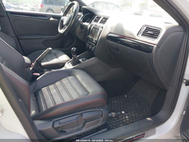 3VW5T7AJ0HM338792 Volkswagen 2.0 tsi