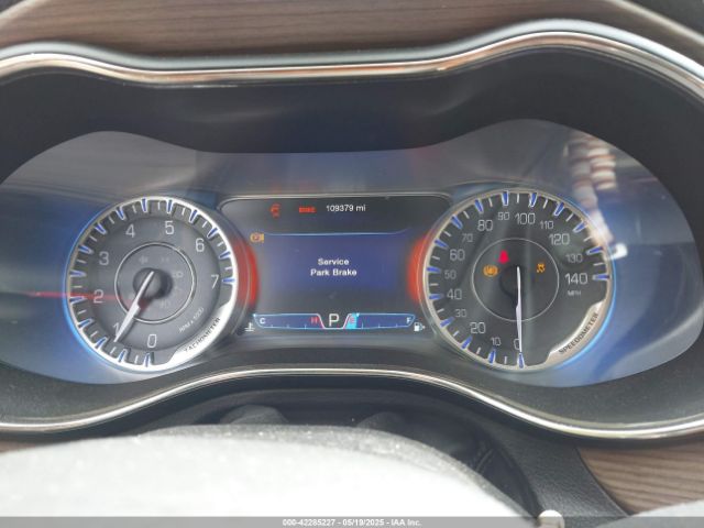 1C3CCCEG4FN512713 Chrysler 200 C