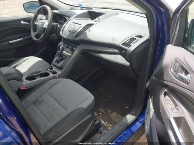 1FMCU9G93FUC28467 Ford ESCAPE SE