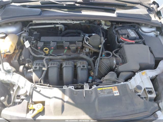 1FADP3K28EL185570 Ford FOCUS SE