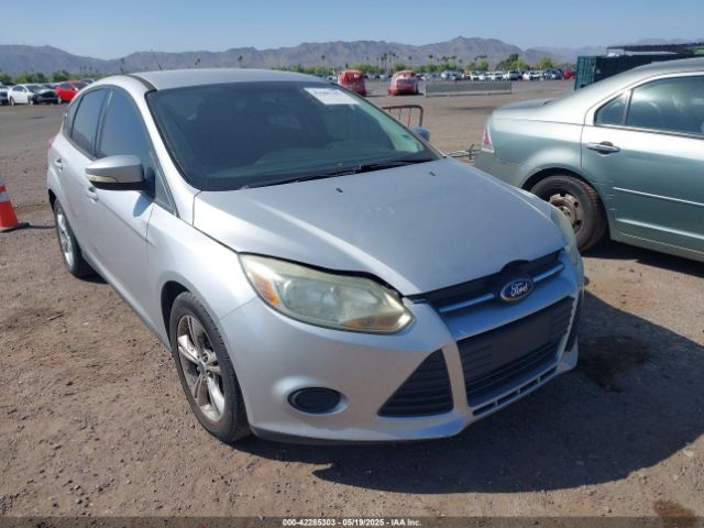 1FADP3K28EL185570 Ford FOCUS SE