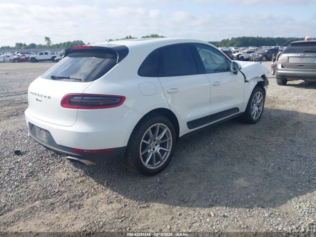 2018 PORSCHE MACAN WP1AA2A54JLB22639 Photo 3