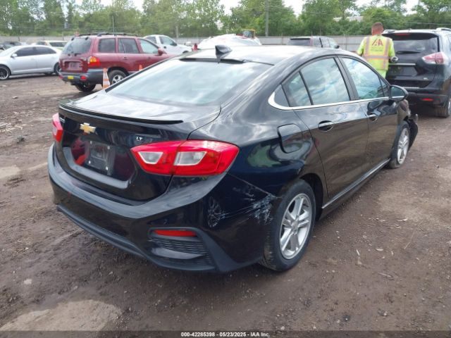 2017 CHEVROLET CRUZE 1G1BE5SM6H7157485 Photo 3
