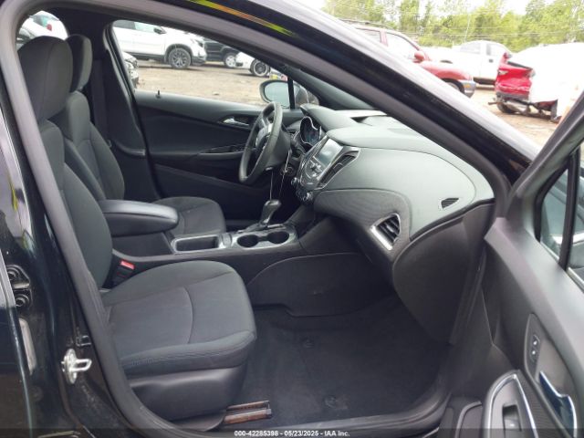 2017 CHEVROLET CRUZE 1G1BE5SM6H7157485 Photo 4