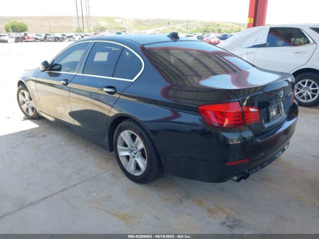 2012 BMW 528I WBAXG5C56CDW24247 Photo 2