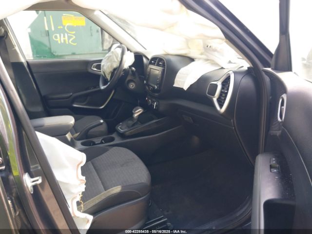 2021 KIA SOUL KNDJ23AU6M7750887 Photo 4