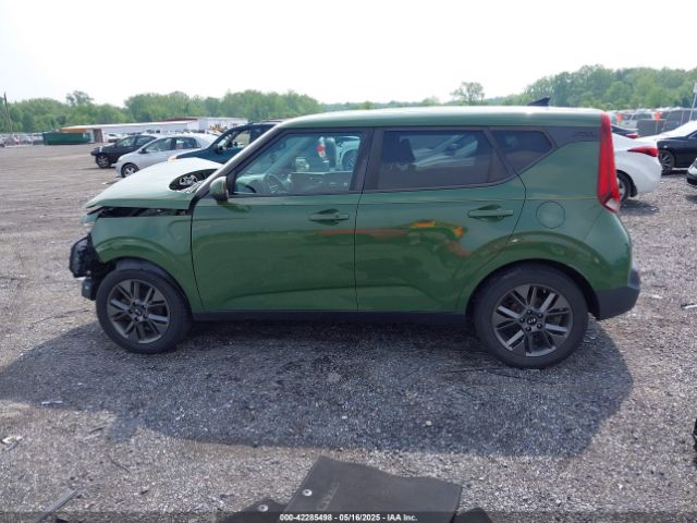 KNDJ33AU4L7048854 KIA SOUL EX