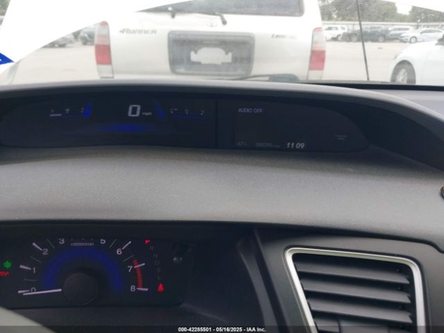 19XFB2F53EE035777 Honda Civic Lx