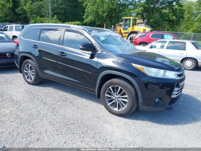 2017 TOYOTA HIGHLANDER 5TDJZRFH1HS394399