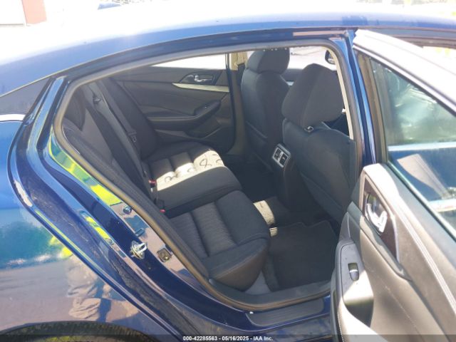 1N4AA6AP3HC383173 Nissan Maxima 3.5 S