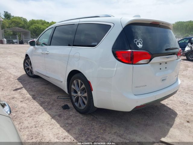 2018 CHRYSLER PACIFICA 2C4RC1GG1JR251849 Photo 2