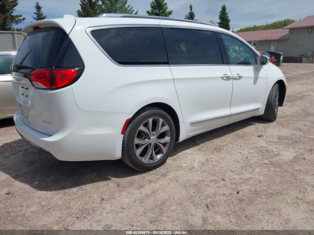 2018 CHRYSLER PACIFICA 2C4RC1GG1JR251849 Photo 3