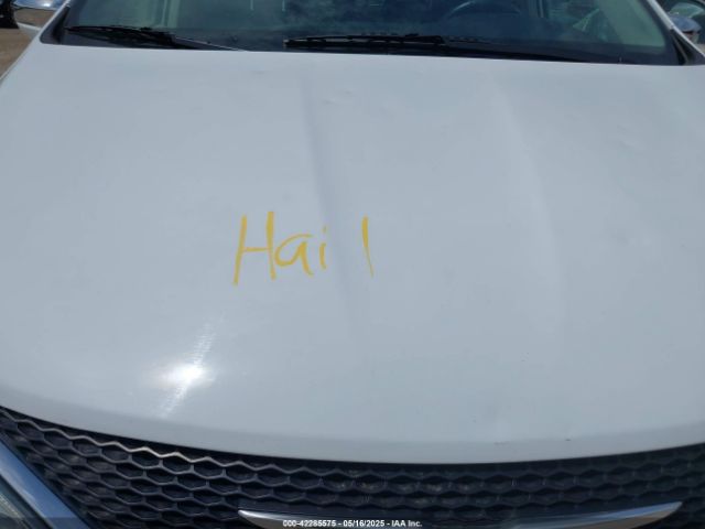 2018 CHRYSLER PACIFICA 2C4RC1GG1JR251849 Photo 5