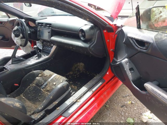 2024 TOYOTA GR86 JF1ZNBE19R9756897 Photo 4