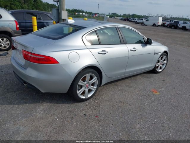 2018 JAGUAR XE SAJAD4FX7JCP34771 Photo 3