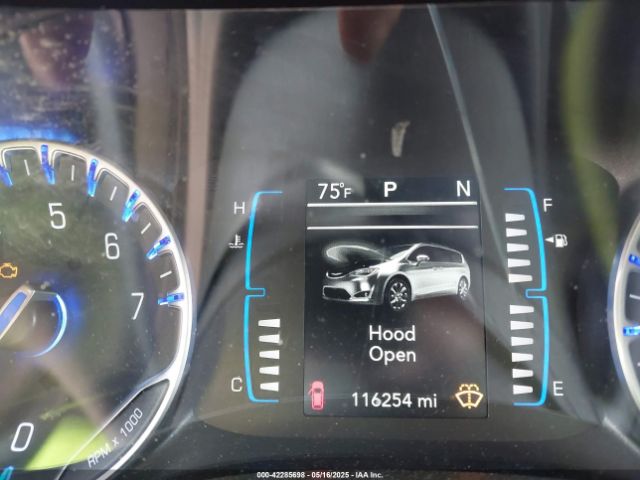 2C4RC1BG6HR811205 Chrysler Pacifica Touring Plus