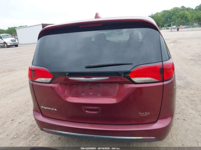 2C4RC1BG6HR811205 Chrysler Pacifica Touring Plus