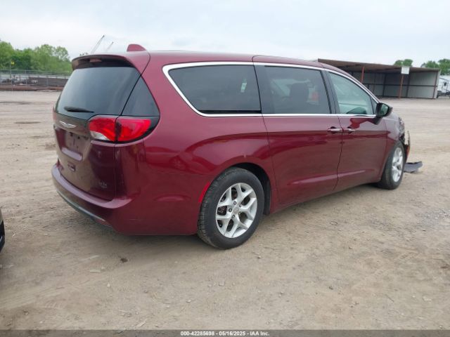 2C4RC1BG6HR811205 Chrysler Pacifica Touring Plus