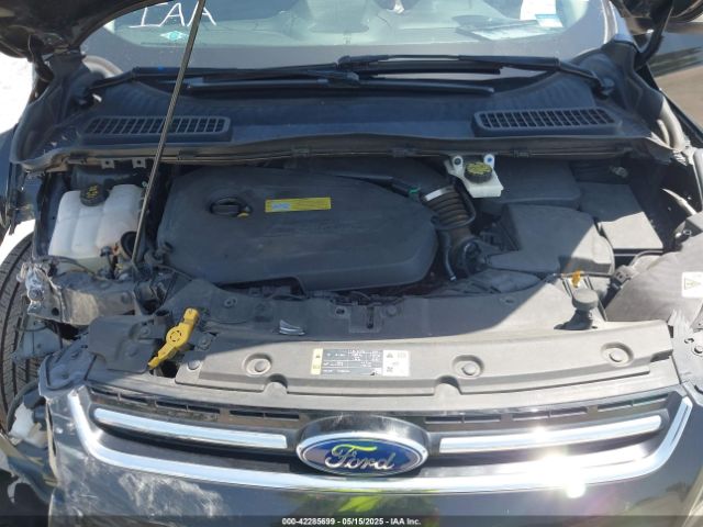 1FMCU9JXXEUA52622 Ford Escape Titanium