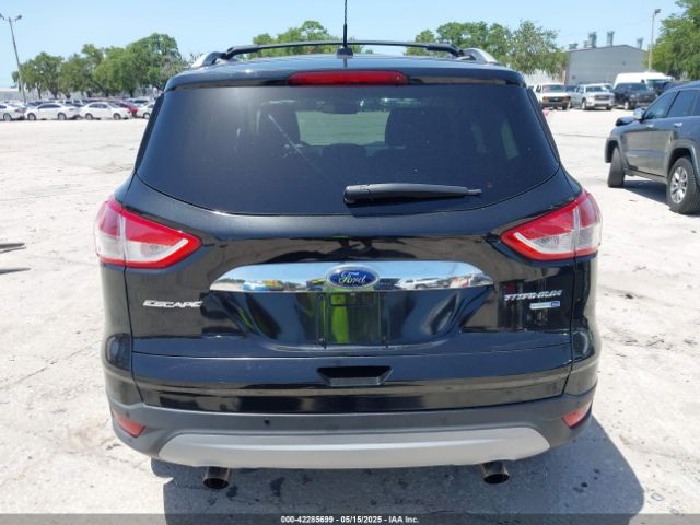 1FMCU9JXXEUA52622 Ford Escape Titanium