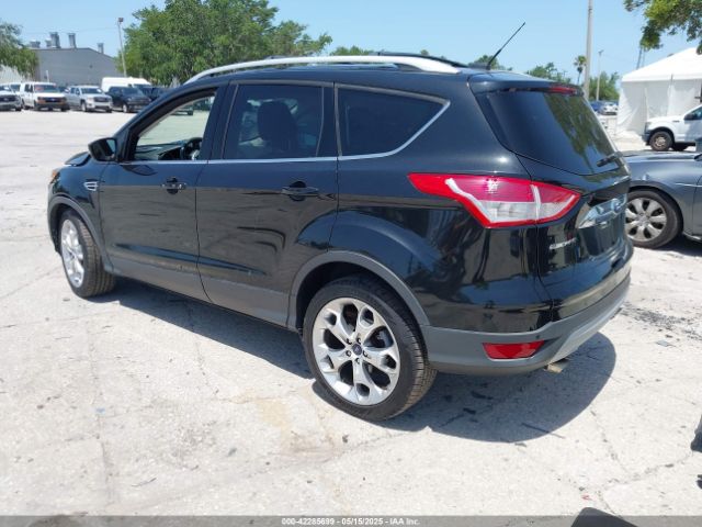 1FMCU9JXXEUA52622 Ford Escape Titanium