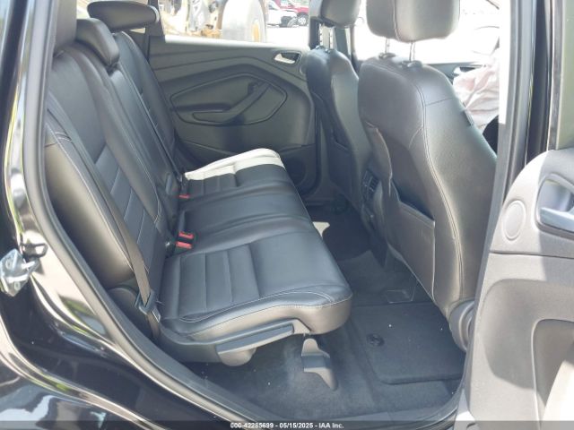 1FMCU9JXXEUA52622 Ford Escape Titanium