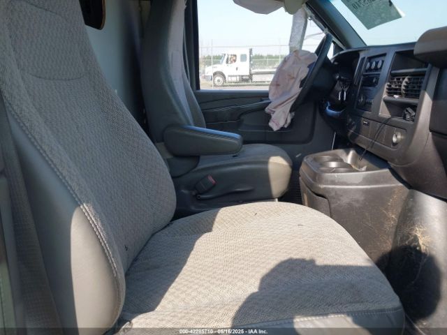 1GCSGAFX8E1102937 Chevrolet Express 1500 Work Van