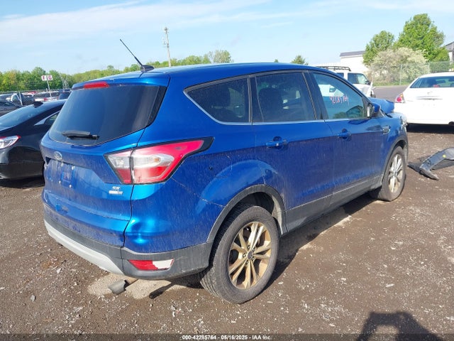 1FMCU9GDXHUD17055 Ford ESCAPE SE
