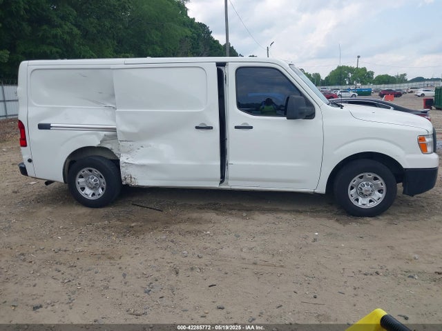 1N6BF0KM1HN808229 Nissan Nv Cargo Nv1500 Sv V6