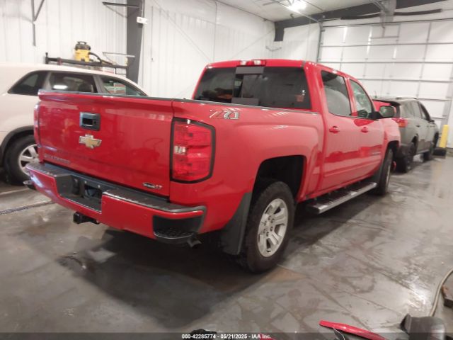 2018 CHEVROLET SILVERADO 1500 3GCUKREC0JG532090 Photo 3