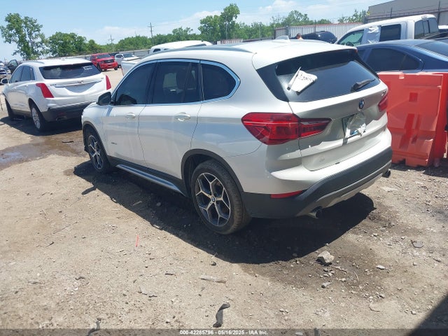 WBXHU7C37J5H38992 BMW 2018