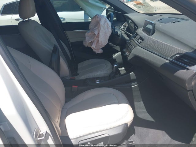 WBXHU7C37J5H38992 BMW 2018
