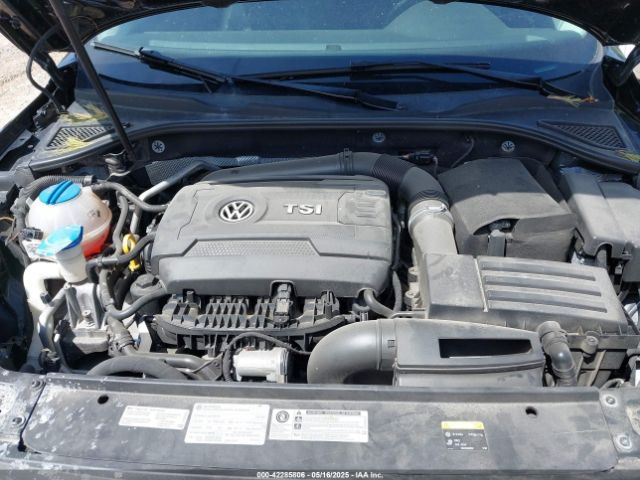 1VWDT7A39HC066015 Volkswagen Passat 1.8t R-line