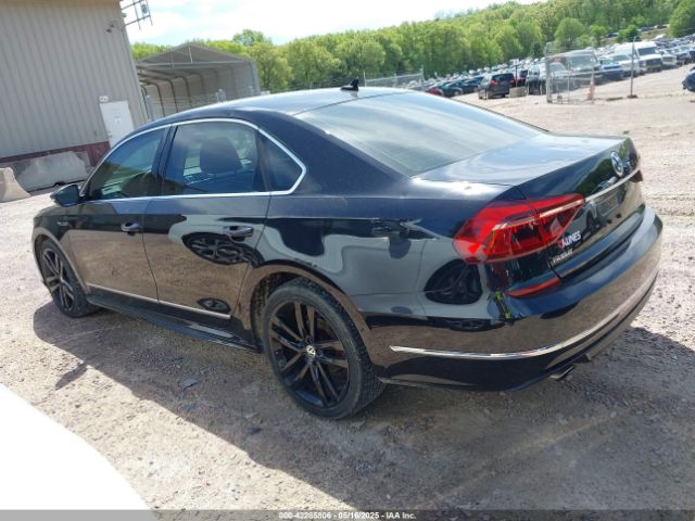 1VWDT7A39HC066015 Volkswagen Passat 1.8t R-line