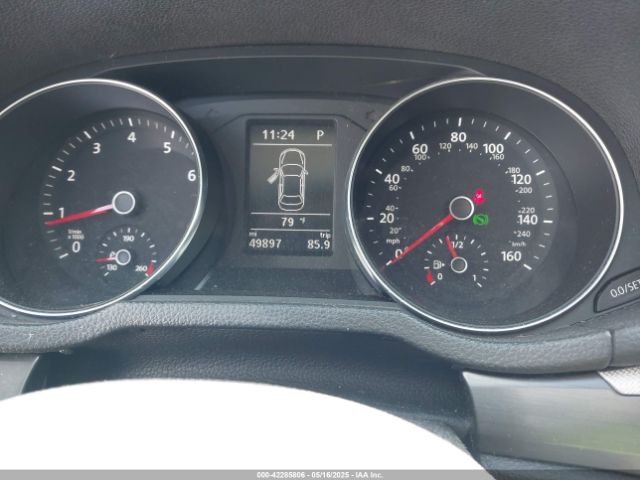 1VWDT7A39HC066015 Volkswagen Passat 1.8t R-line