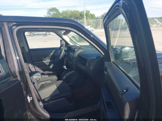 1C4NJRBB7GD729251 Jeep Patriot Sport