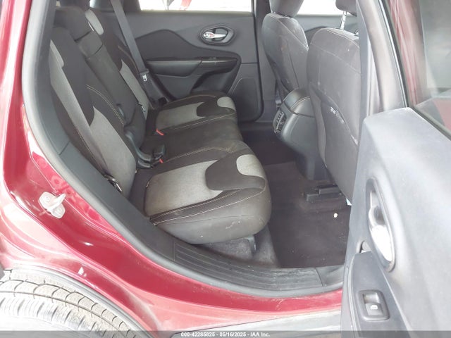 1C4PJLAB8GW346690 Jeep 2016